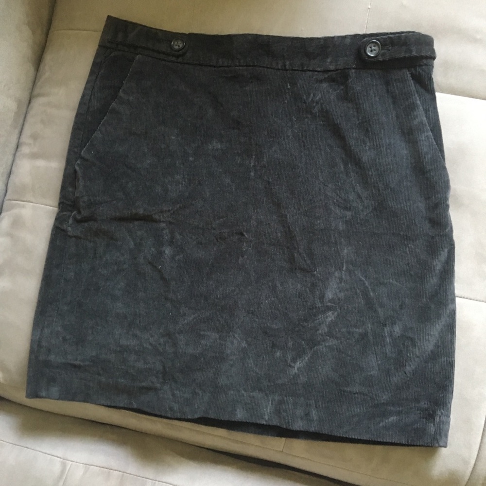 Banana Republic corduroy skirt size 2